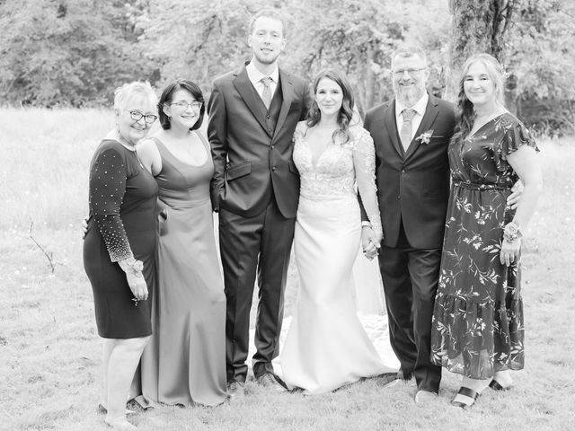 Blake and Kayleigh&apos;s Wedding in Ariel, Washington 26