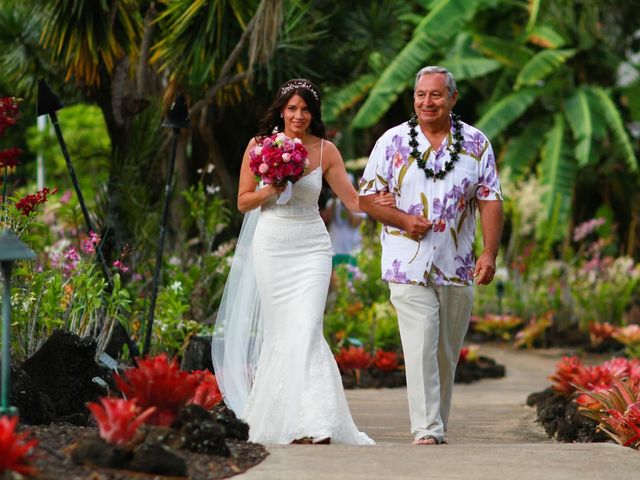 Ashley and Matt&apos;s wedding in Hawaii 7