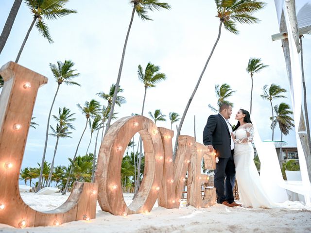 Jensy and Kirsy&apos;s Wedding in Punta Cana, Dominican Republic 34