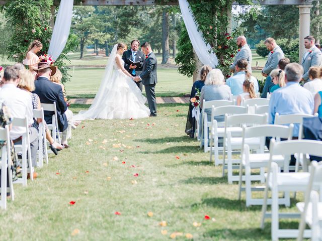 Stephen and Taylor&apos;s Wedding in Williamsburg, Virginia 4