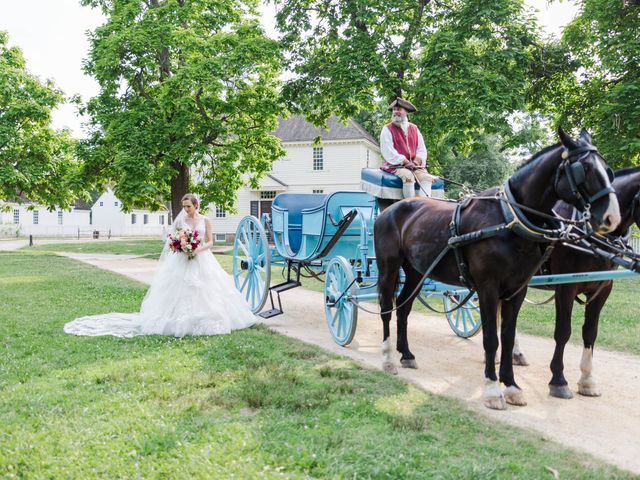 Stephen and Taylor&apos;s Wedding in Williamsburg, Virginia 81