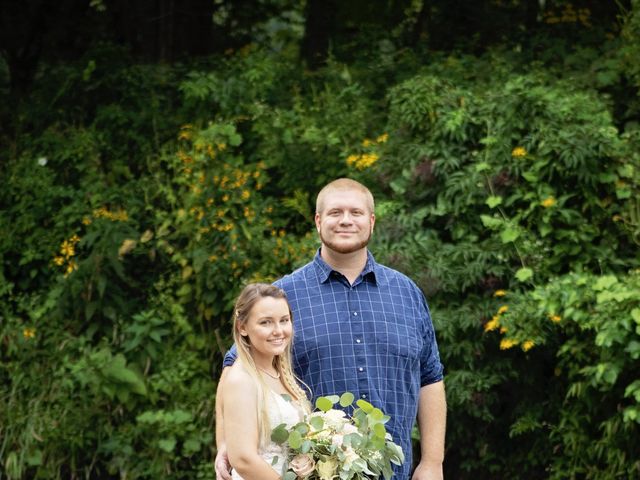 Megan and Ben&apos;s Wedding in Bainbridge, Indiana 27