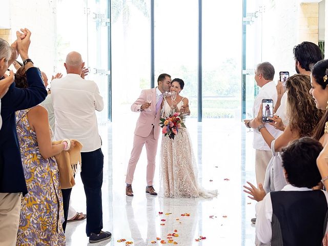 Raul and Erika's Wedding in Cancun, Mexico 27