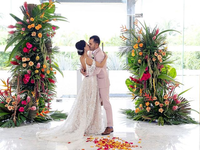 Raul and Erika's Wedding in Cancun, Mexico 29