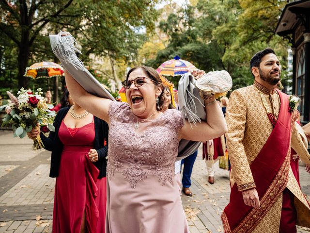 Sara and Gaurav&apos;s Wedding in Philadelphia, Pennsylvania 21