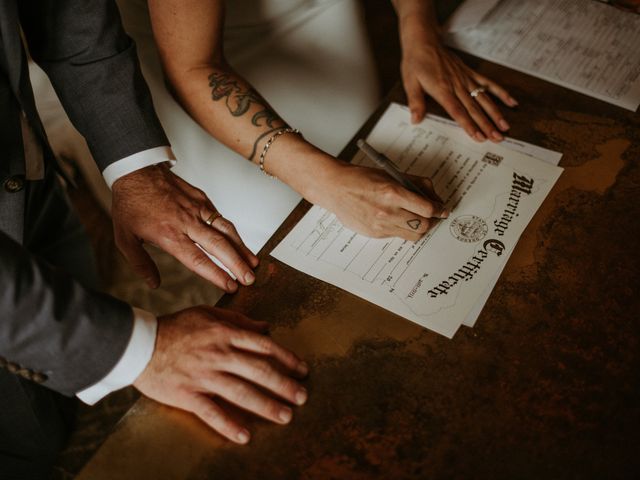 Lindsey and Chris's Wedding in Portland, Oregon 8