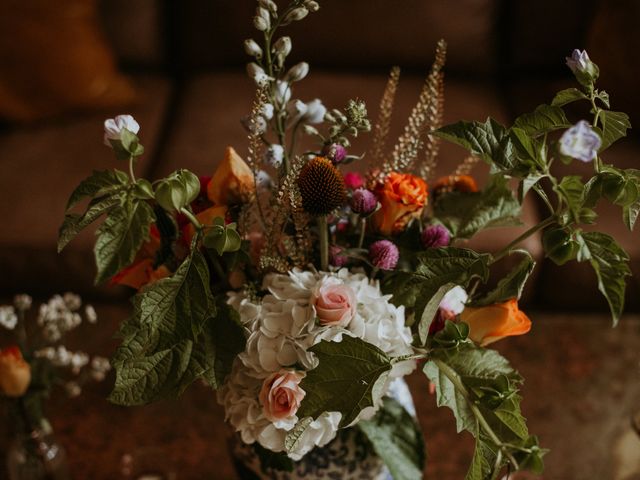Lindsey and Chris's Wedding in Portland, Oregon 31