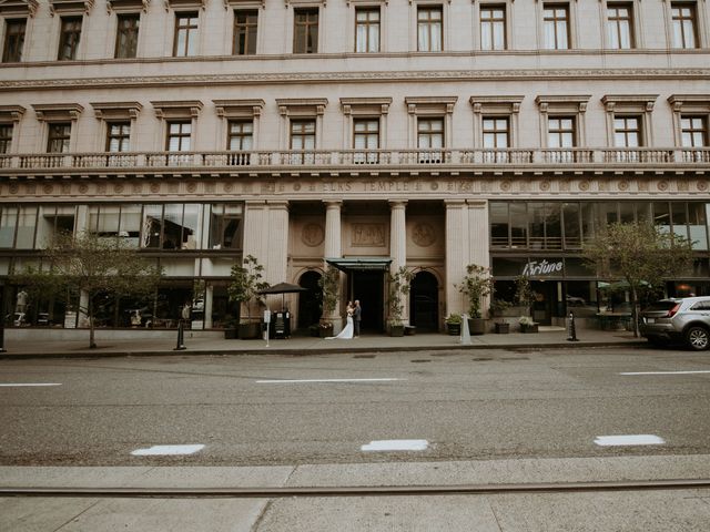 Lindsey and Chris's Wedding in Portland, Oregon 37