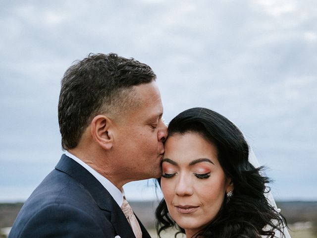 Frances and Juan&apos;s Wedding in Weatherford, Texas 4