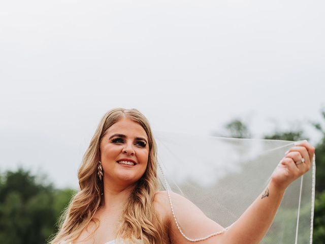 Blake and Jennifer's Wedding in College Station, Texas 7