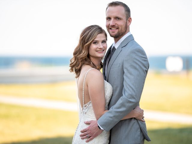 Travis Reed and Jenna Reed&apos;s Wedding in Port Huron, Michigan 18