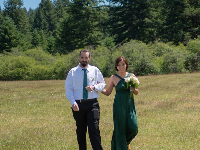 Sean and Joie&apos;s Wedding in Silverton, Oregon 59