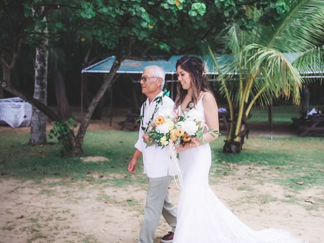 Alex and Ellen&apos;s Wedding in Honolulu, Hawaii 16