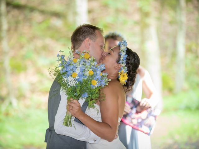 Lauren and Alex&apos;s Wedding in Troy, New York 15