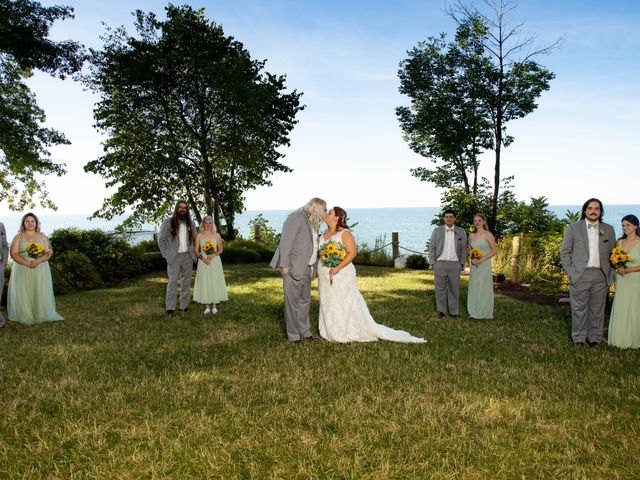 Will and Sarah&apos;s Wedding in Vermilion, Ohio 18