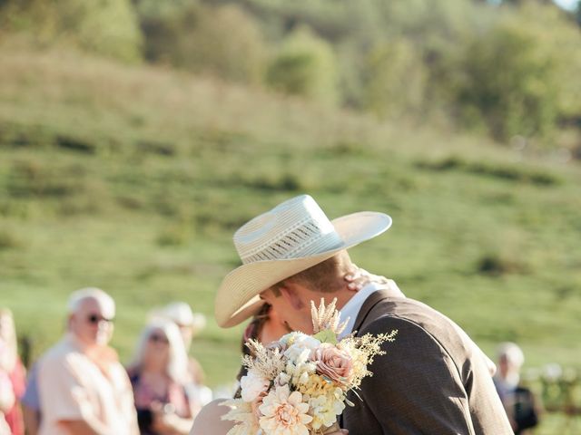 Caleb and Emily's Wedding in Carthage, Tennessee 12