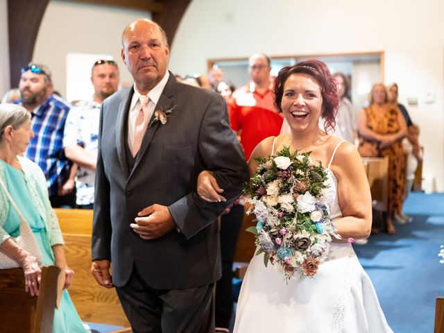 Elizabeth and Chris&apos;s Wedding in Republic, Ohio 8