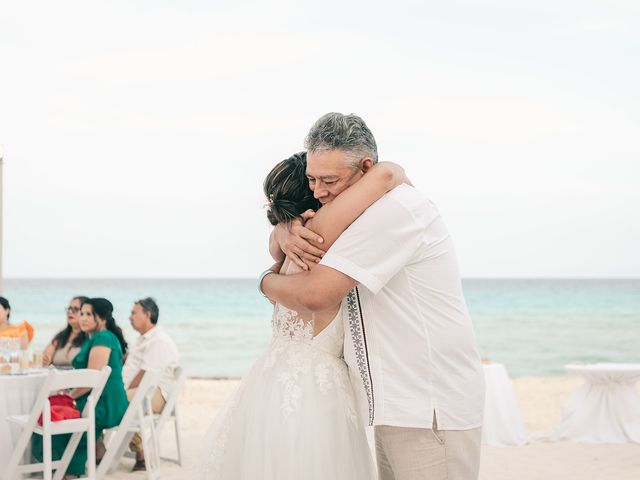 Aldo and Jocy&apos;s Wedding in Cancun, Mexico 10