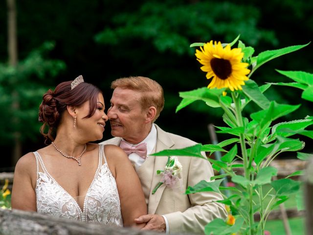 Antonio and Yahaira&apos;s Wedding in Andover, New Jersey 4