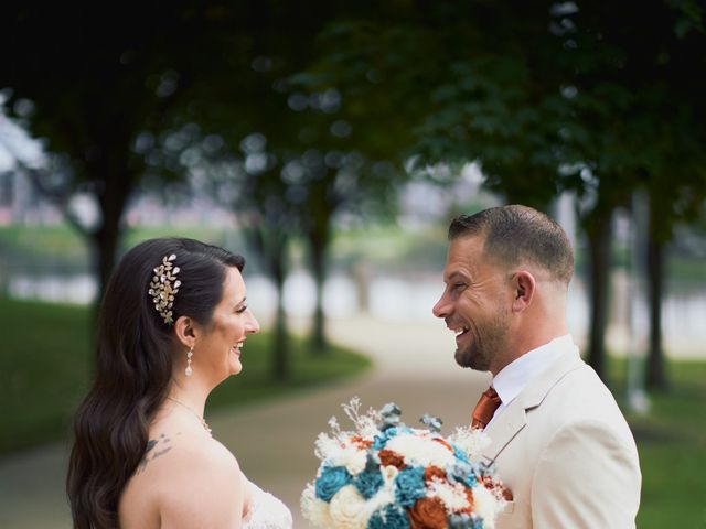 Megan and Larry's Wedding in Newport, Kentucky 17