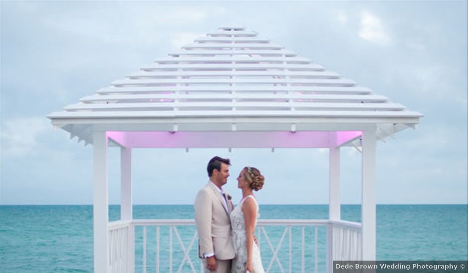 Brianne and Heath's Wedding in Nassau, Bahamas