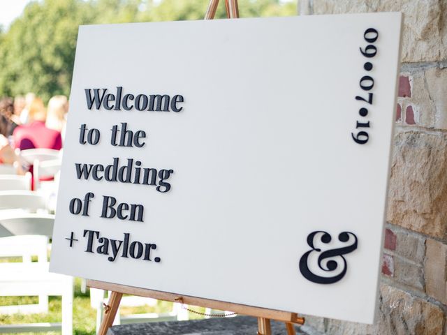 Taylor and Ben&apos;s Wedding in Eldorado, Illinois 8