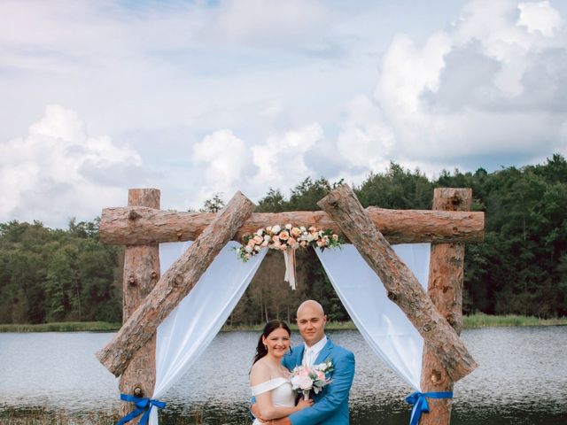 Daniel Thompson and Jolene Thompson's Wedding in Montrose, Pennsylvania 6