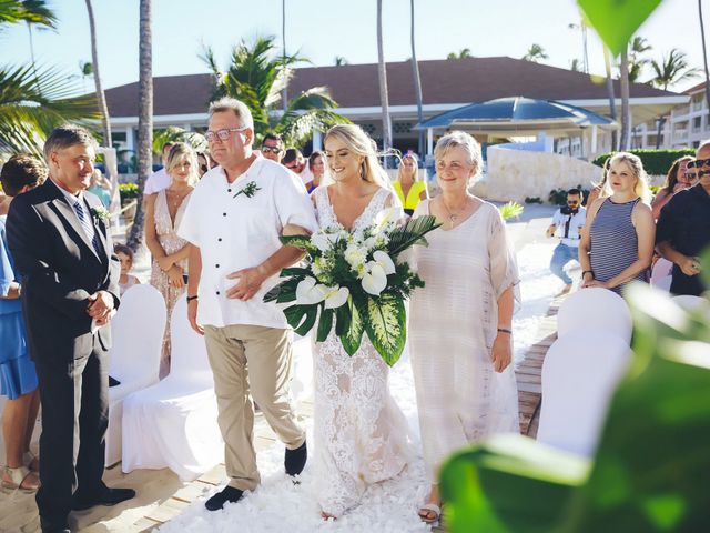 Dani and Michael&apos;s Wedding in Punta Cana, Dominican Republic 9