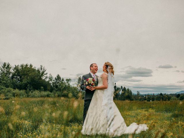 Chris and Jennifer&apos;s Wedding in Grants Pass, Oregon 55
