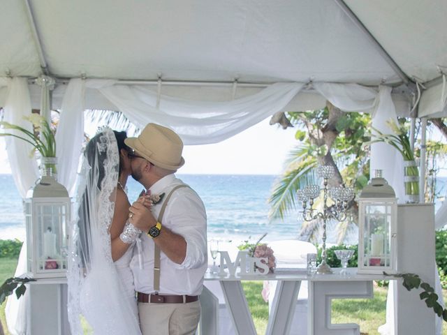 Nelson and Zuleida&apos;s Wedding in Mayaguez, Puerto Rico 16