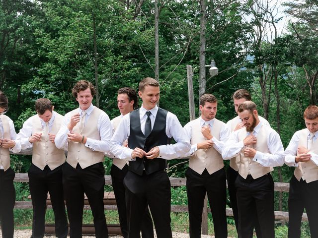 Daniel and Cassidy&apos;s Wedding in Asheville, North Carolina 28