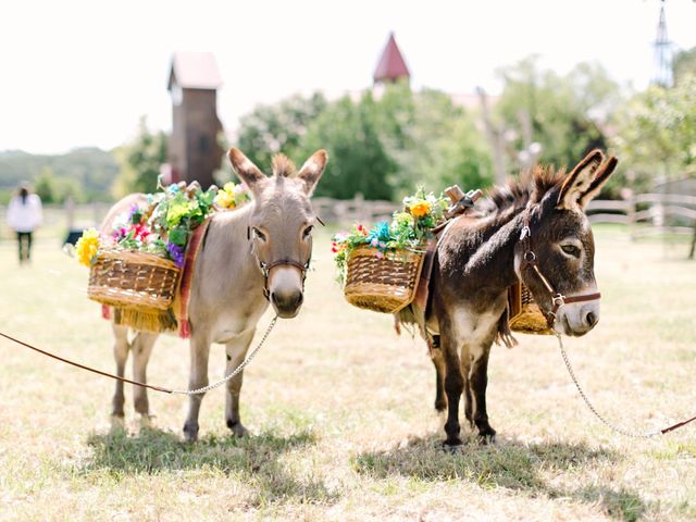 Will and Jennifer&apos;s Wedding in Wimberley, Texas 58