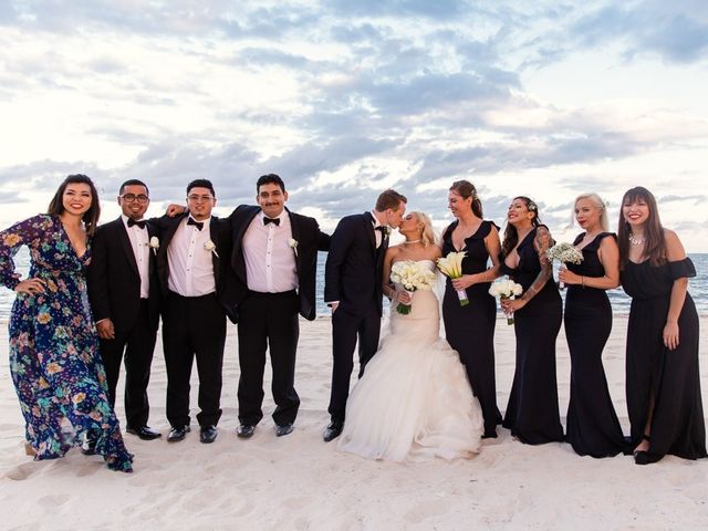 Lalainia and Justin&apos;s Wedding in Cancun, Mexico 39