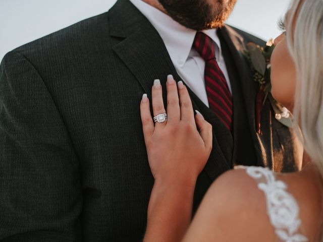 Grant and Lauren&apos;s Wedding in Yukon, Oklahoma 40