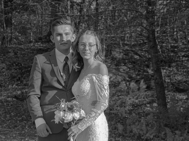 Ben and Zoey&apos;s Wedding in Enosburg Falls, Vermont 4