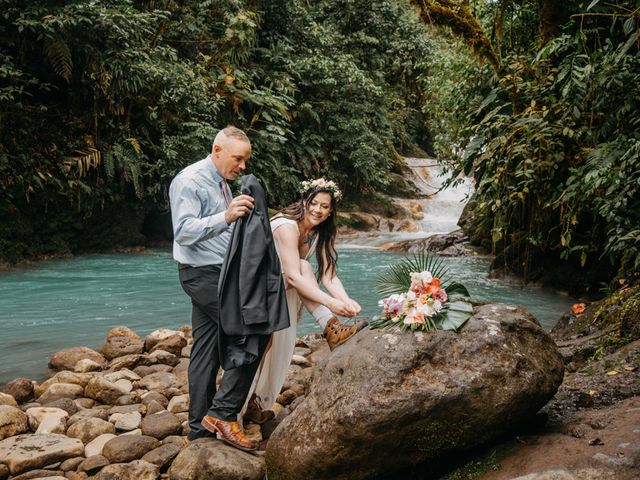 Brandon and Trisha's Wedding in Sarchi, Costa Rica 15