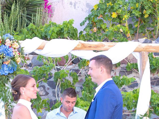 Will and Alexandra&apos;s Wedding in Santorini, Greece 78