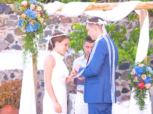 Will and Alexandra&apos;s Wedding in Santorini, Greece 80