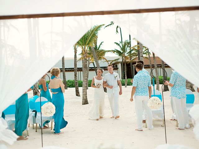 Tatiana and Alex&apos;s Wedding in Punta Cana, Dominican Republic 28