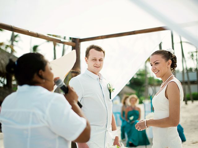 Tatiana and Alex&apos;s Wedding in Punta Cana, Dominican Republic 38