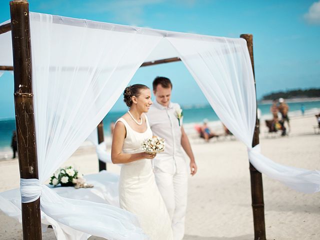 Tatiana and Alex&apos;s Wedding in Punta Cana, Dominican Republic 44