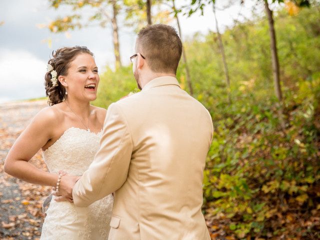 Lauren and Jeffrey&apos;s Wedding in Vernon Center, New York 5