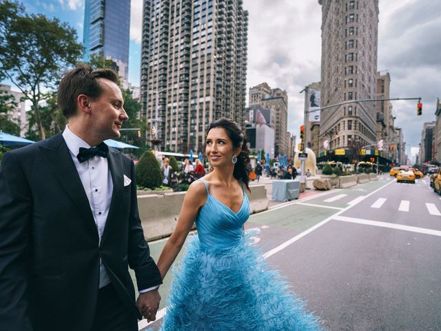 Vitaliy and Allison&apos;s Wedding in New York, New York 17