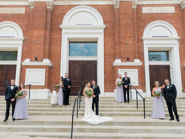 Matt and Jenna&apos;s Wedding in Cincinnati, Ohio 31