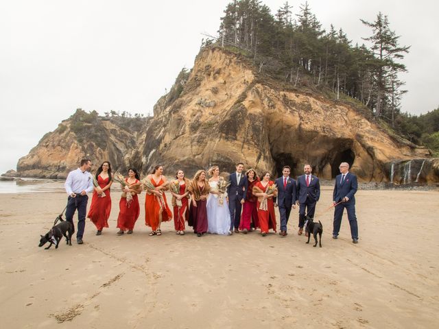 Drake and Audrey&apos;s Wedding in Cannon Beach, Oregon 36