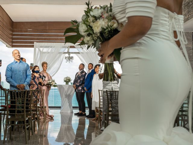 Jamal and Tiffney&apos;s Wedding in Cancun, Mexico 29