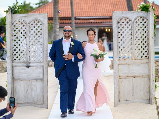 Alfredo and Elaine&apos;s Wedding in Punta Cana, Dominican Republic 18