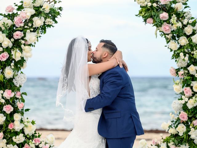 Alfredo and Elaine&apos;s Wedding in Punta Cana, Dominican Republic 43