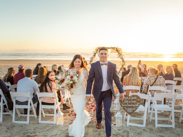 Clayton and Bayleigh&apos;s Wedding in Rockaway Beach, Oregon 27