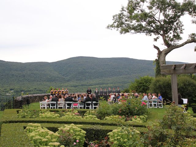 Jonathan and Lydia&apos;s Wedding in Manchester, Vermont 43
